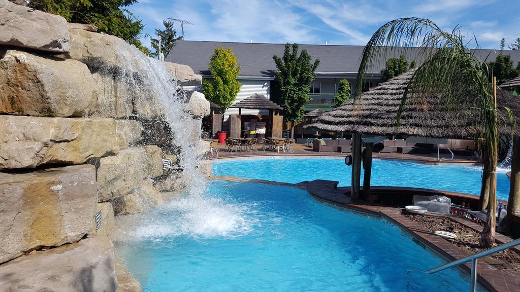Commodore Resort 普廷贝 外观 照片