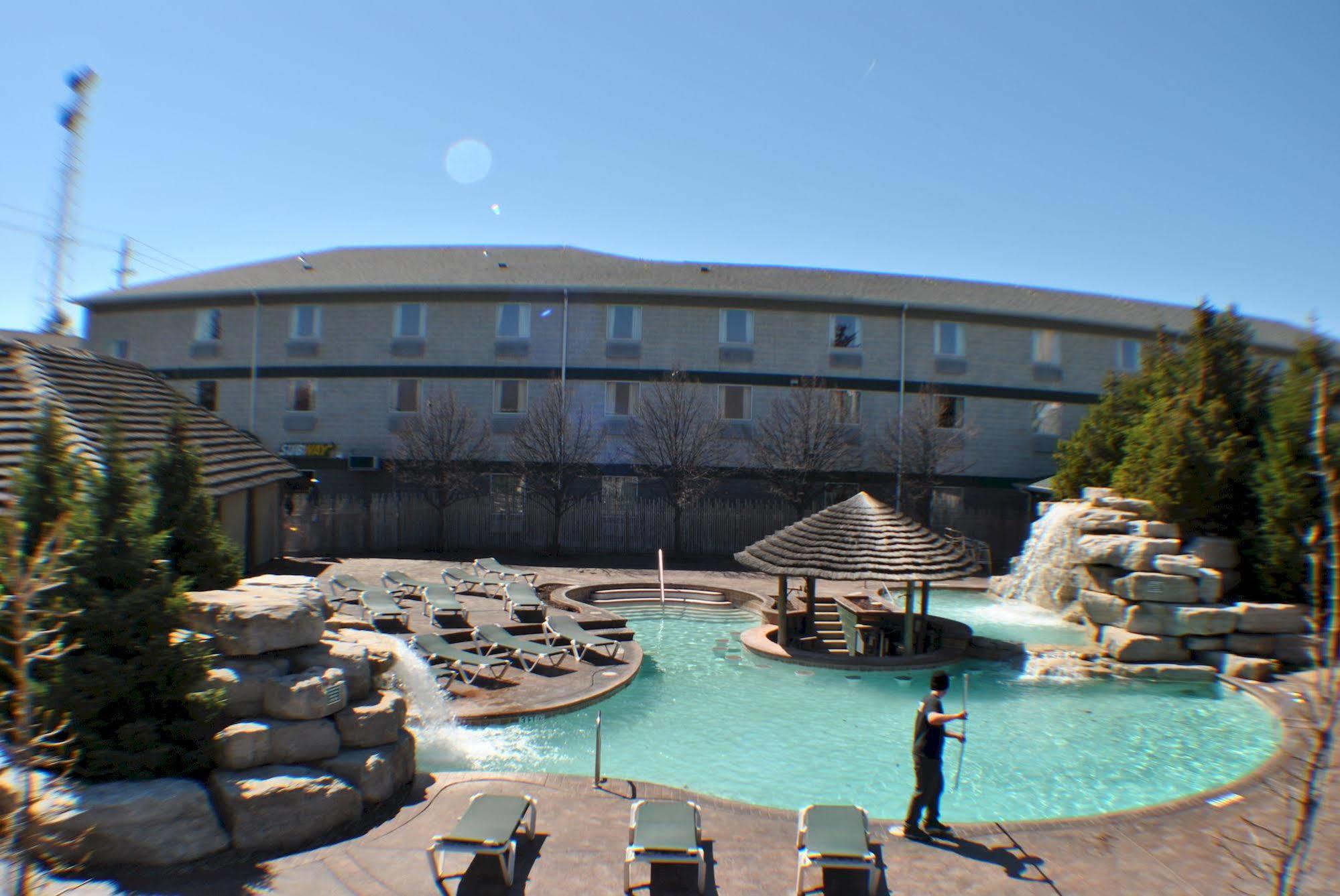 Commodore Resort 普廷贝 外观 照片